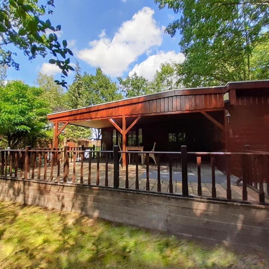 Mijn Chalet Erm エクステリア 写真